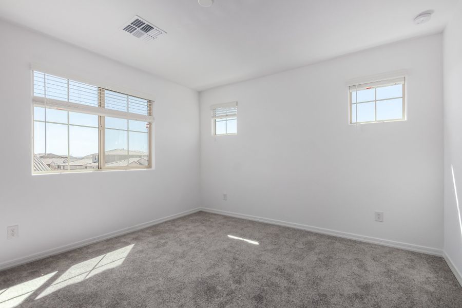 Representative unfurnished interior of a home built from the Winsor by Taylor Morrison in Allen Ranches Discovery Collection, Litchfield Park (Image 29).