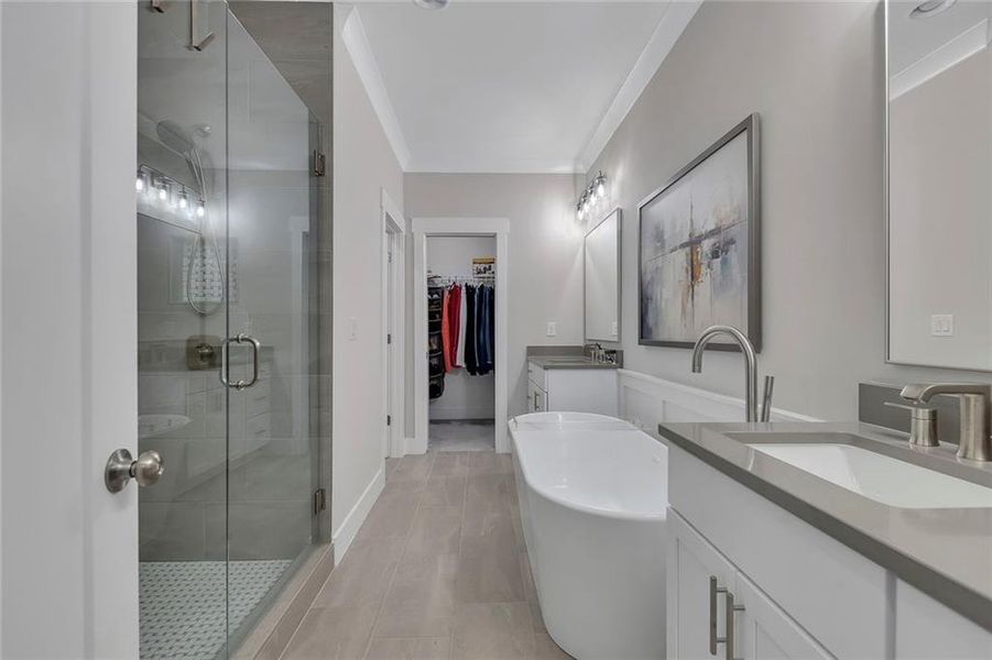 Furnished interior view inside a new home in , Woodstock (Image 39).