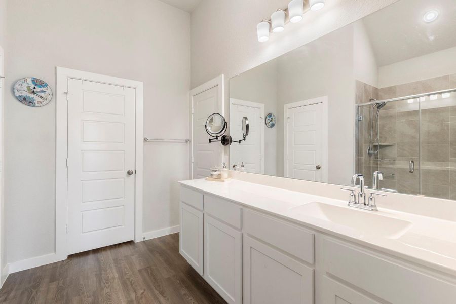 Furnished interior view inside a new home in Moran Ranch, Willis (Image 14). Furnished interior view inside a new home in Moran Ranch, Willis (Image 14).
