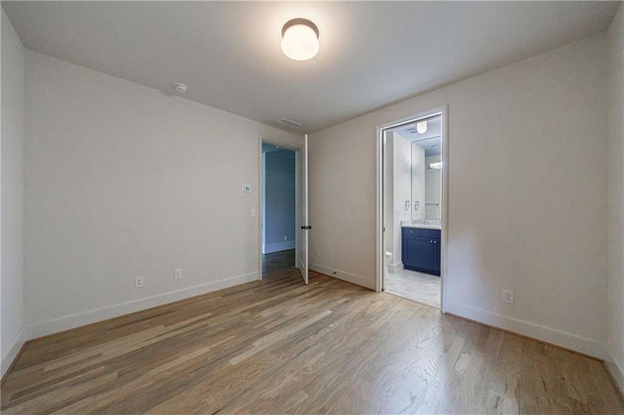 Spacious, unfurnished interior of a new home in Delmont, Atlanta (Image 45).