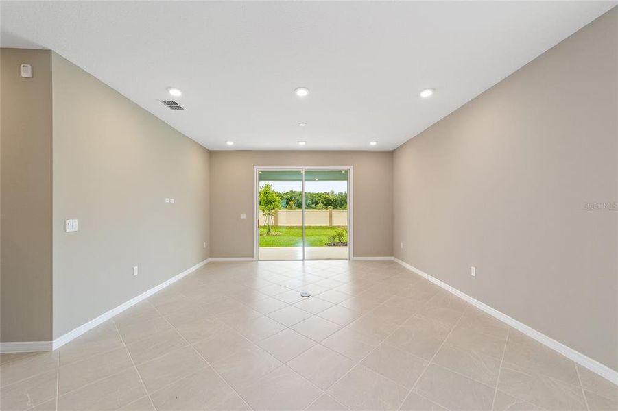 Spacious, unfurnished interior of a new home in Calesa Township, Ocala (Image 41). Spacious, unfurnished interior of a new home in Calesa Township, Ocala (Image 41).