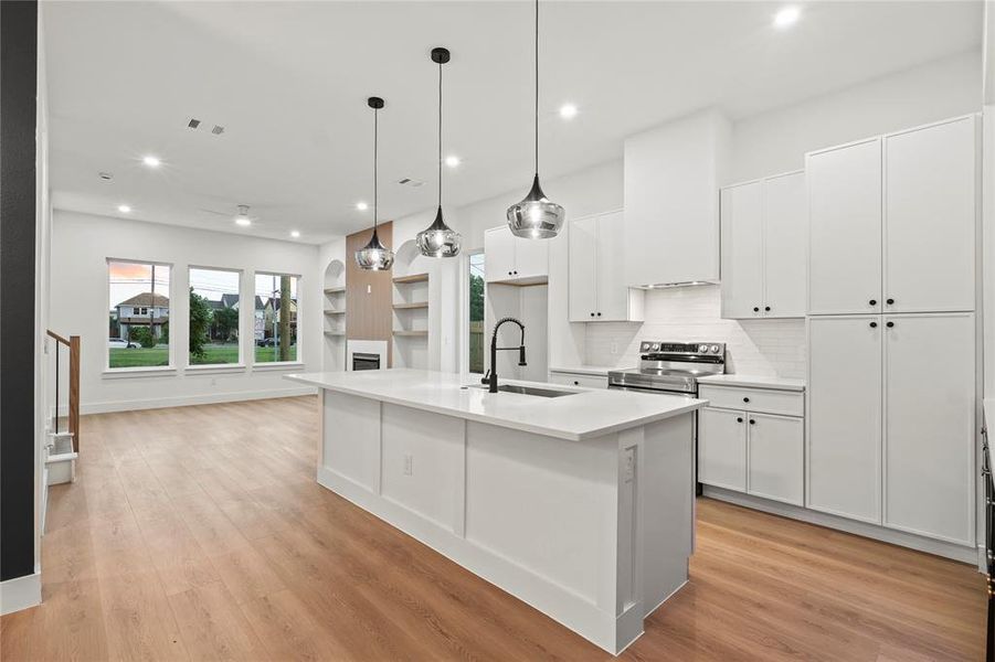 Furnished interior view inside a new home in , Dallas (Image 9).