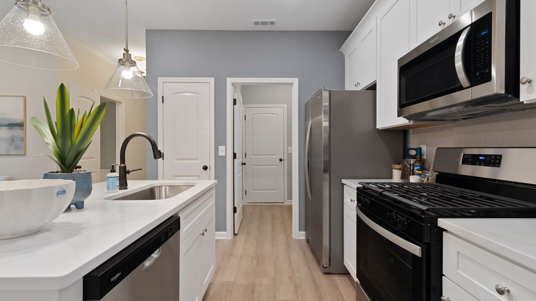 Representative furnished interior of a home built from the Emma by DRB Homes in Abbotts Crossing, Conyers (Image 23). Representative furnished interior of a home built from the Emma by DRB Homes in Abbotts Crossing, Conyers (Image 23).