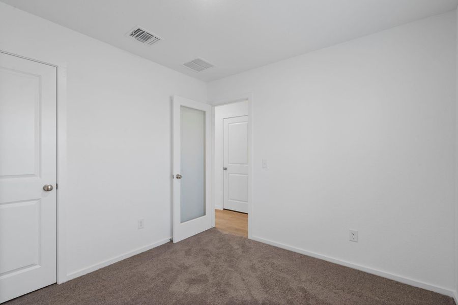 Spacious, unfurnished interior of a new home in Peppervine, Porter (Image 19).