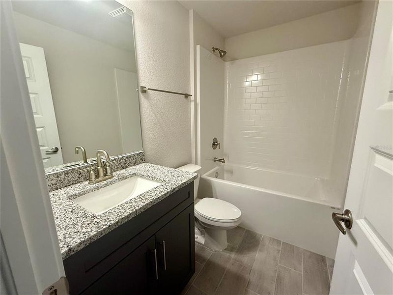 Furnished interior view inside a new home in Port Charlotte, Port Charlotte (Image 5).