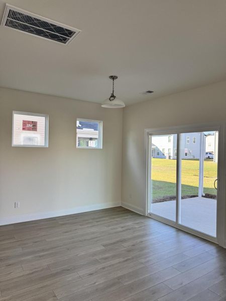 Image 20 of a home in Oakley Pointe.