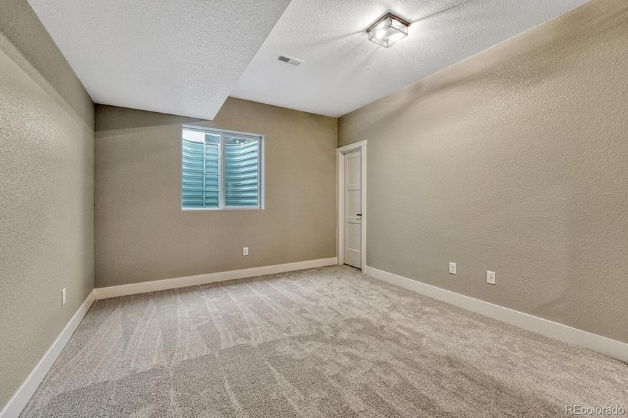 Spacious, unfurnished interior of a new home in , Colorado Springs (Image 37).