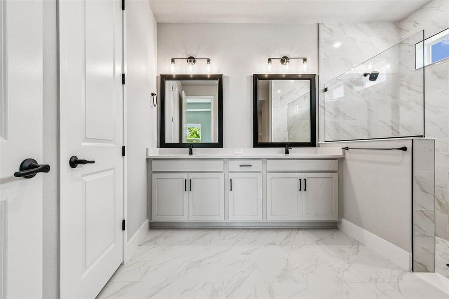 Furnished interior view inside a new home in North River Ranch – Garden Series, Parrish (Image 30). Furnished interior view inside a new home in North River Ranch – Garden Series, Parrish (Image 30).