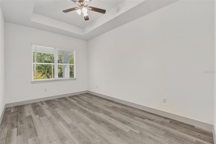 Spacious, unfurnished interior of a new home in , Port Charlotte (Image 20).