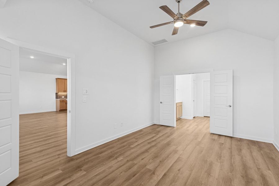 Spacious, unfurnished interior of a new home in Magnolia Ridge, Magnolia (Image 18).