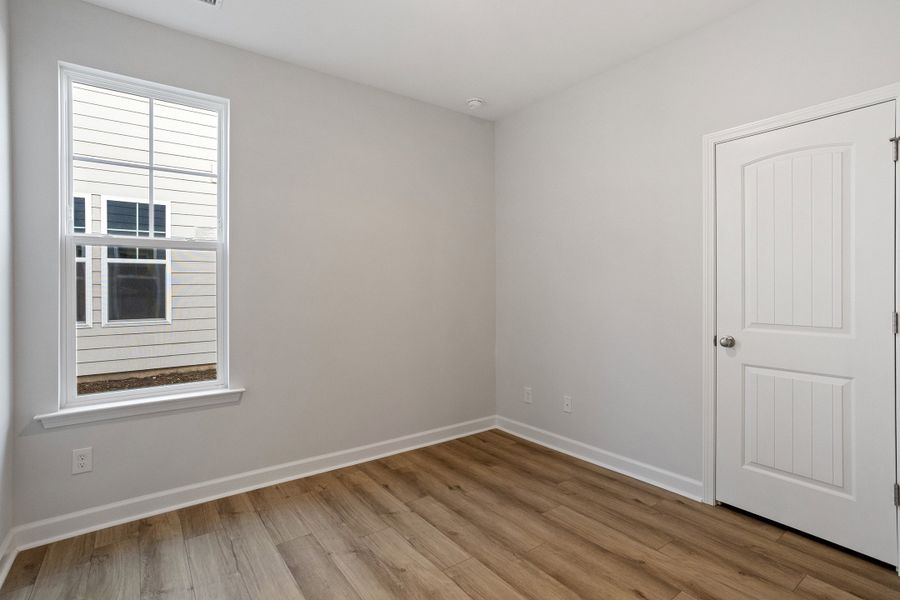 Spacious, unfurnished interior of a new home in Sweetbrier, Durham (Image 17).