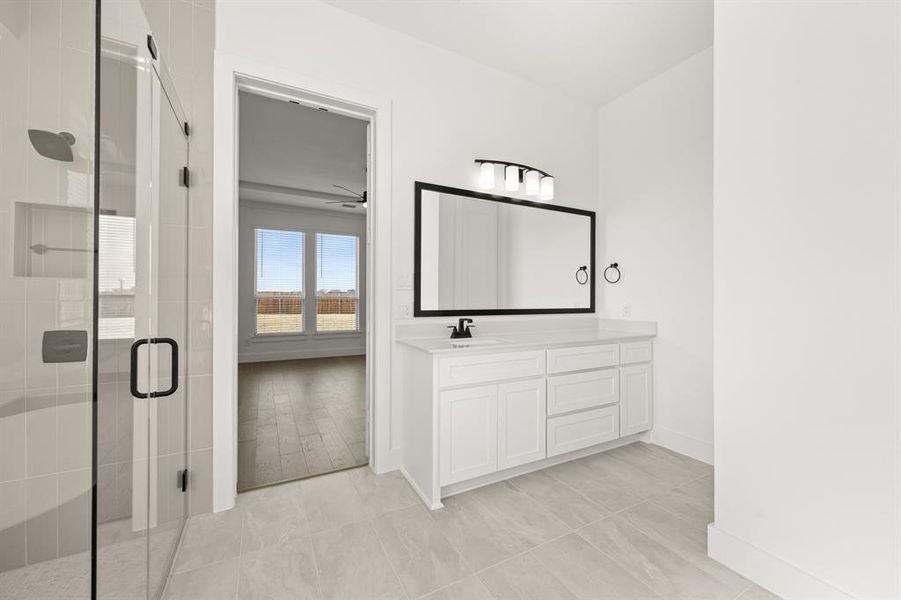 291 Cheyenne Mountain- Primary Suite-4