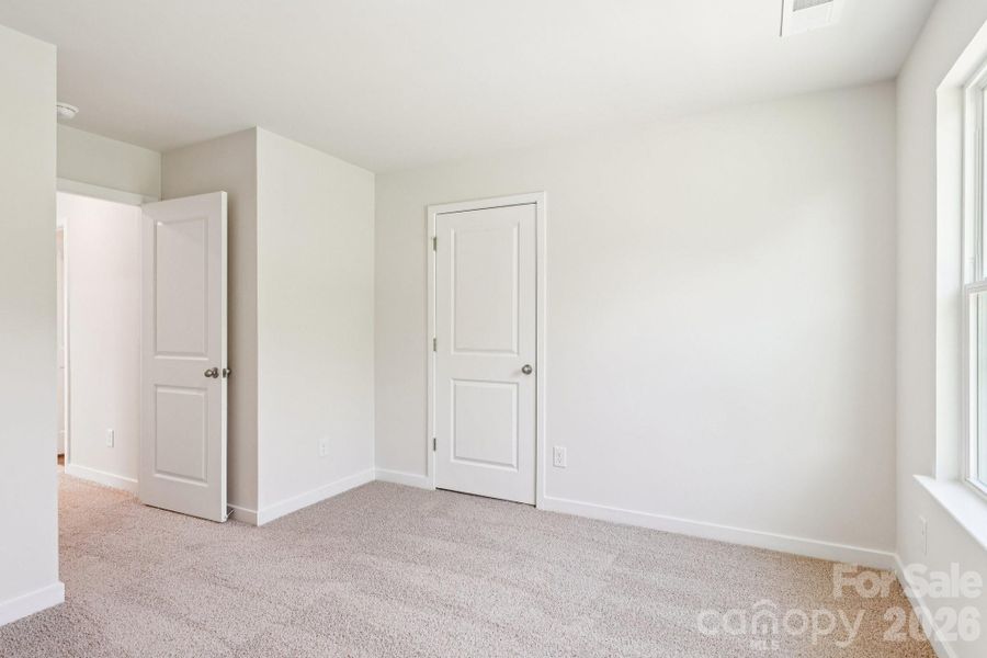Spacious, unfurnished interior of a new home in Woodhaven at Chester, Chester (Image 35).