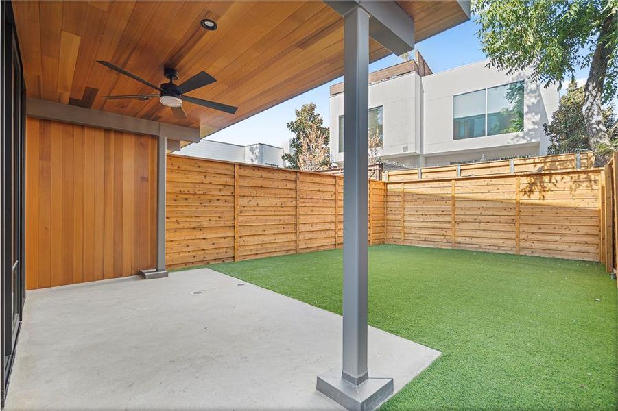 Exterior details and patio area of a home in , Dallas (Image 25).