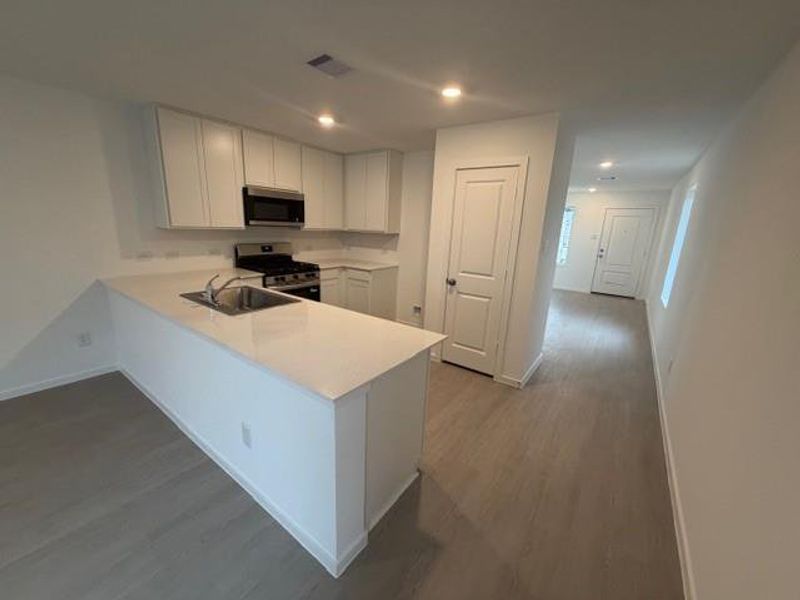 Furnished interior view inside a new home in Pelly Place, Baytown (Image 17).