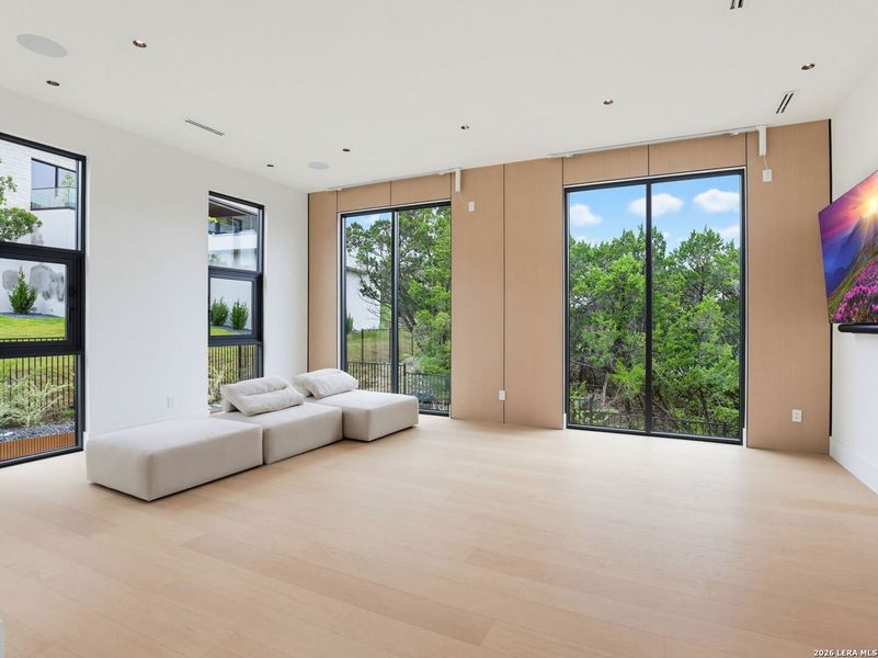 Image 68 of a home in .