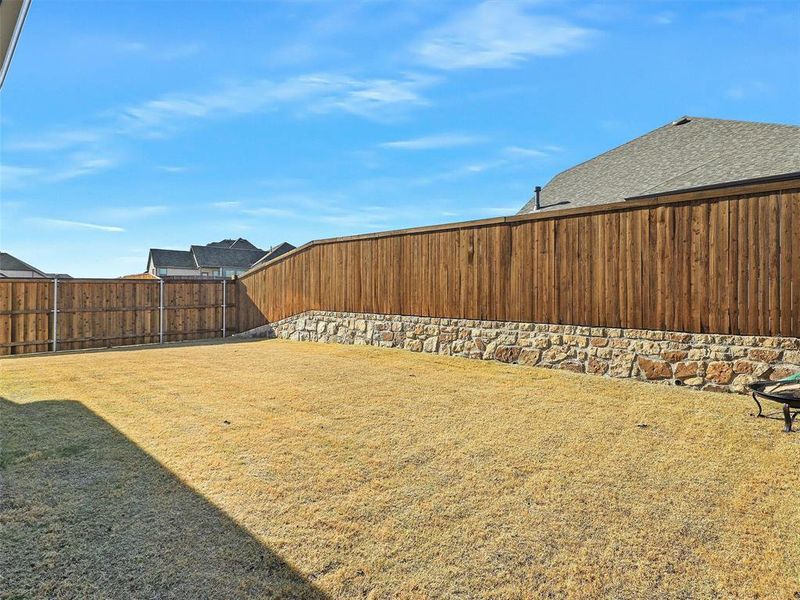 Exterior details and patio area of a home in Bel Air Village, Sherman (Image 4).