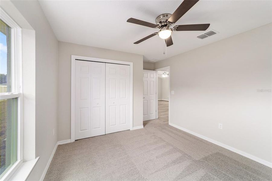 Spacious, unfurnished interior of a new home in , Citrus Springs (Image 11).