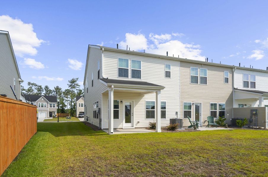 Exterior details and patio area of a home in , Summerville (Image 19).