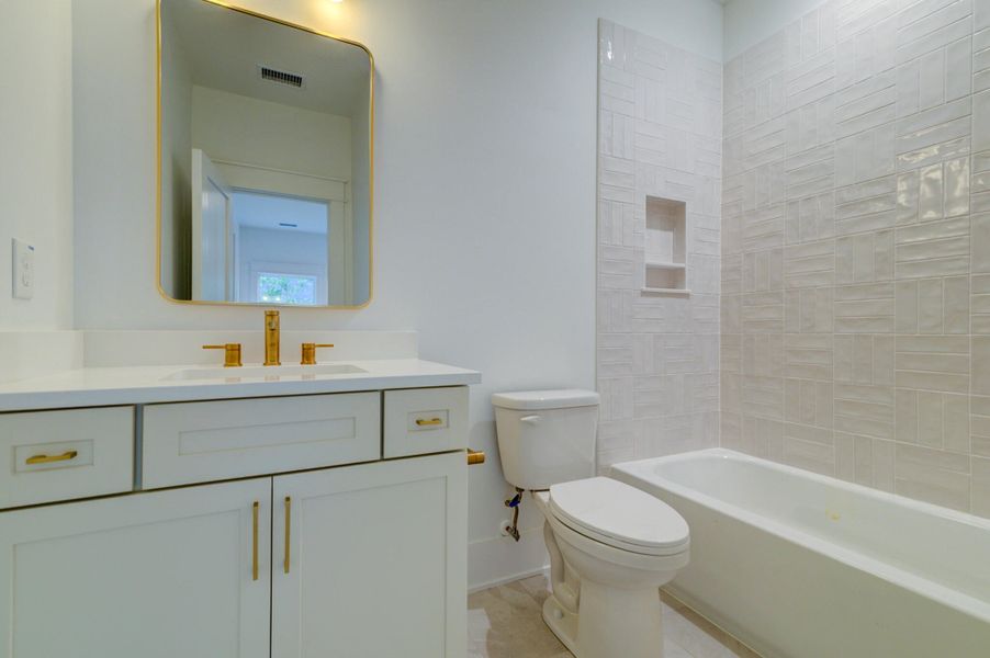 Furnished interior view inside a new home in , Hollywood (Image 44).