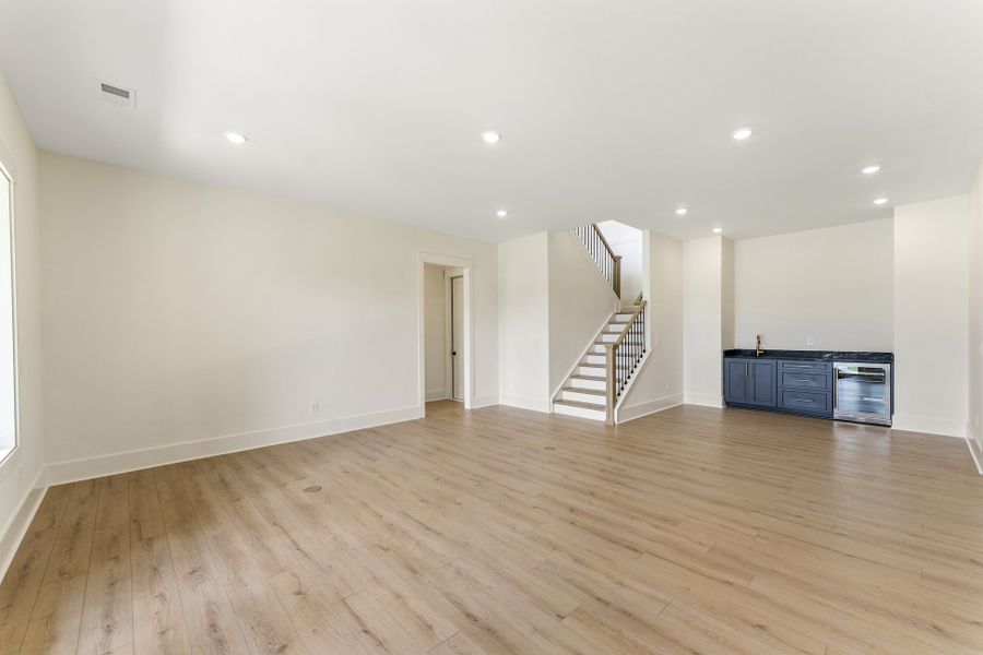 Representative unfurnished interior of a home built from the Aberdeen by Hunter Quinn Homes in Greenwood County Homes, Ninety Six (Image 22).