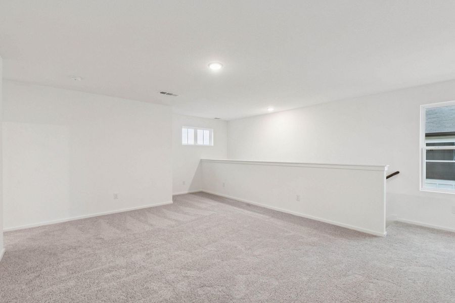 Spacious, unfurnished interior of a new home in Montgomery Bend, Montgomery (Image 21).