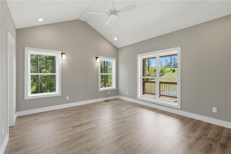 Spacious, unfurnished interior of a new home in , Talking Rock (Image 41). Spacious, unfurnished interior of a new home in , Talking Rock (Image 41).