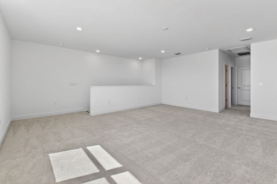 Spacious, unfurnished interior of a new home in Harbor Isle, Vero Beach (Image 84). Spacious, unfurnished interior of a new home in Harbor Isle, Vero Beach (Image 84).
