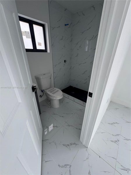 Image 8 of a home in . Image 8 of a home in .