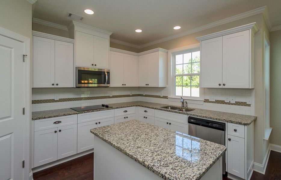 Representative furnished interior of a home built from the Springfield V by Ivey Homes in Windsor, North Augusta (Image 11). Representative furnished interior of a home built from the Springfield V by Ivey Homes in Windsor, North Augusta (Image 11).