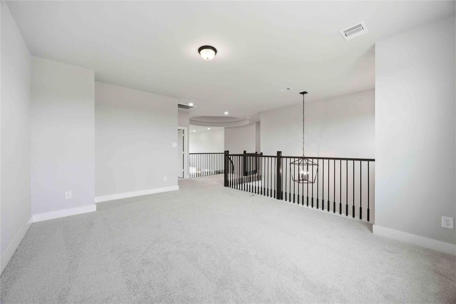 Spacious, unfurnished interior of a new home in Sunterra 50s, Katy (Image 17). Spacious, unfurnished interior of a new home in Sunterra 50s, Katy (Image 17).