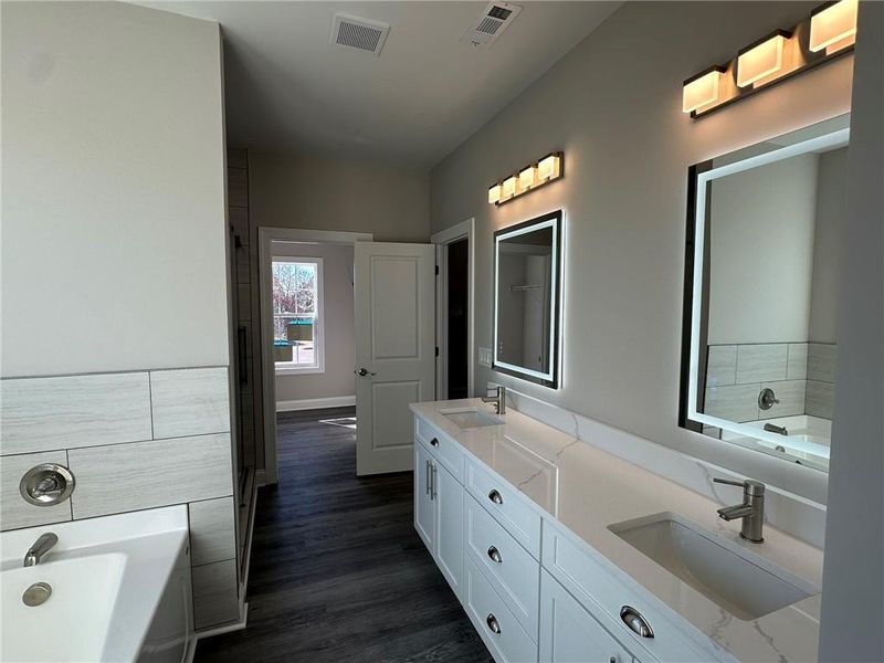 Furnished interior view inside a new home in , Augusta (Image 7).