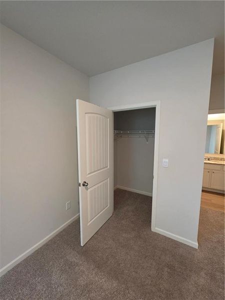 Spacious, unfurnished interior of a new home in , Villa Rica (Image 17).