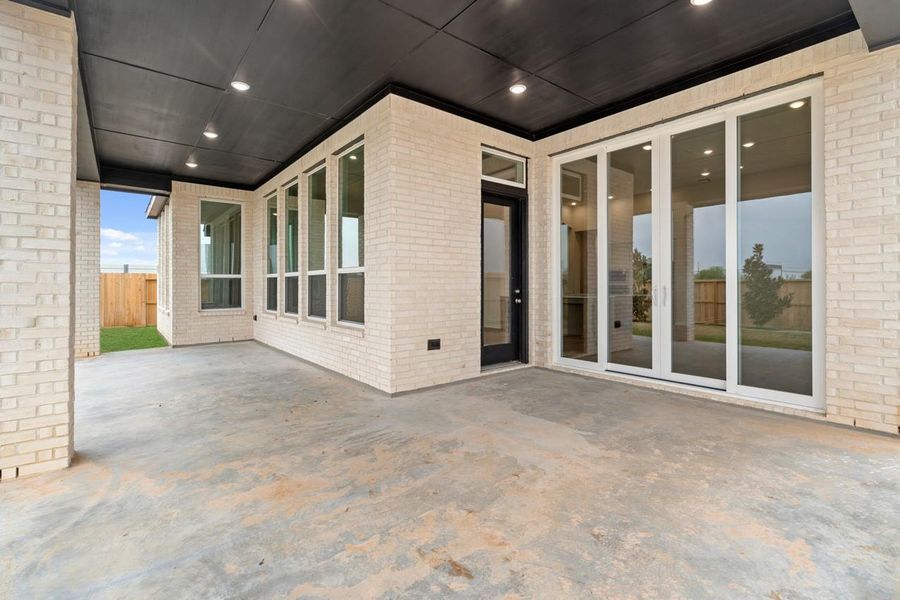 Exterior details and patio area of a home in Jordan Ranch, Fulshear (Image 2).