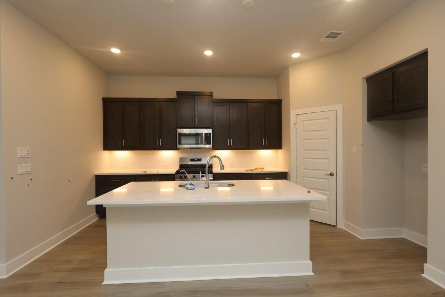 Furnished interior view inside a new home in Clopton Farms, Montgomery (Image 5).
