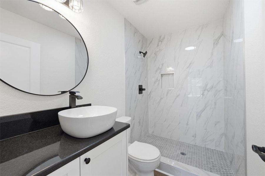 Furnished interior view inside a new home in , Bremond (Image 8).