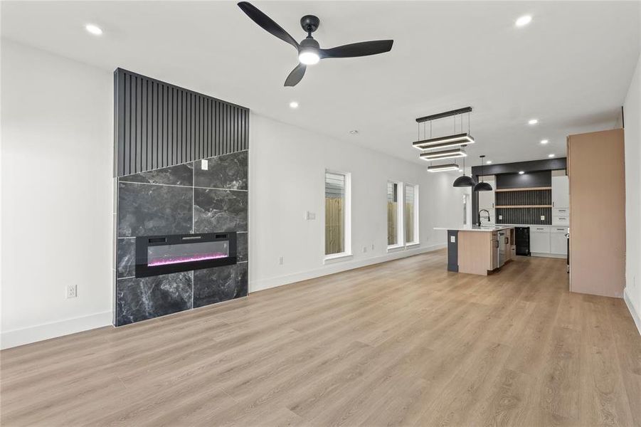 Spacious, unfurnished interior of a new home in , Dallas (Image 21).