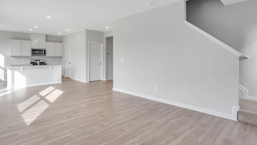 Spacious, unfurnished interior of a new home in Timberwalk, Cookeville (Image 15).