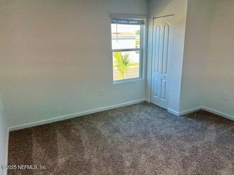 Spacious, unfurnished interior of a new home in Corsair, Middleburg (Image 24).