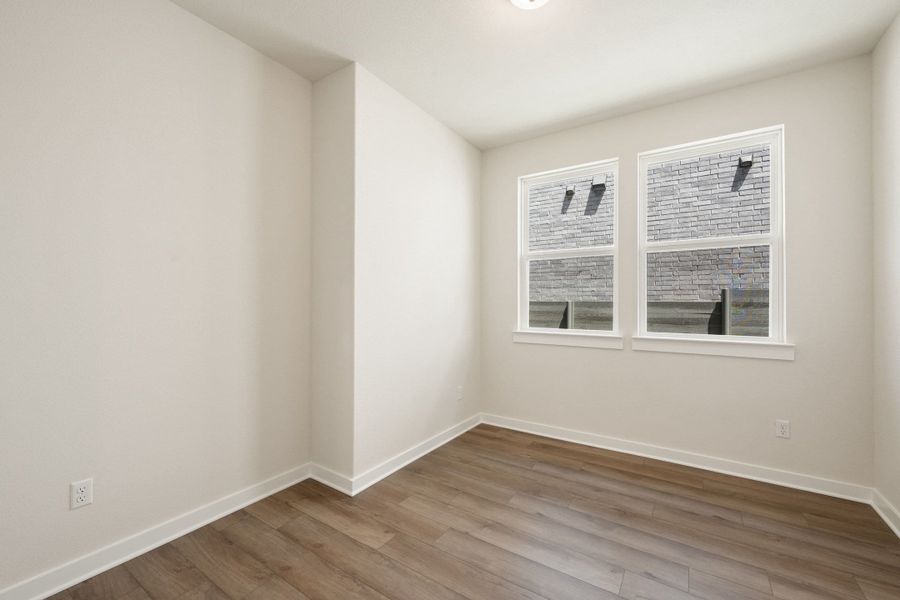 Spacious, unfurnished interior of a new home in Wolf Ranch, Georgetown (Image 31).