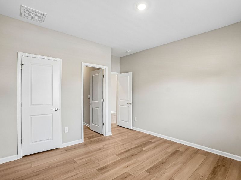 Spacious, unfurnished interior of a new home in Barrow Meadows, Zebulon (Image 17). Spacious, unfurnished interior of a new home in Barrow Meadows, Zebulon (Image 17).