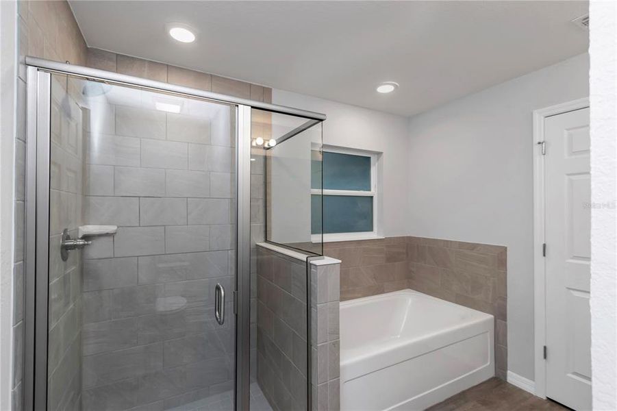 Furnished interior view inside a new home in , Ocala (Image 4).