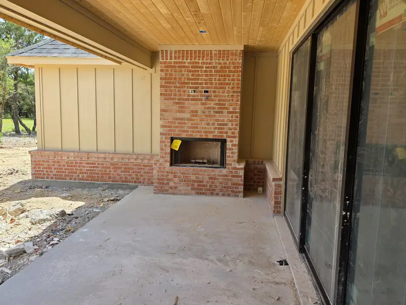 Exterior details and patio area of a home in Timberview Preserves, Weatherford (Image 3).