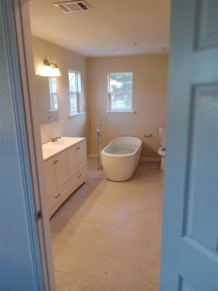 Furnished interior view inside a new home in , Dayton (Image 6).