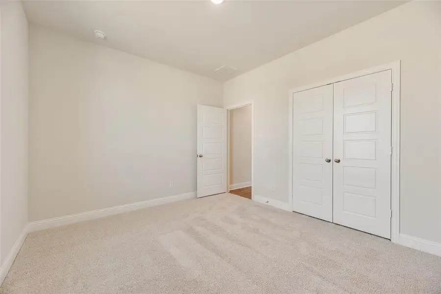 Spacious, unfurnished interior of a new home in Villages of Hurricane Creek, Anna (Image 32). Spacious, unfurnished interior of a new home in Villages of Hurricane Creek, Anna (Image 32).