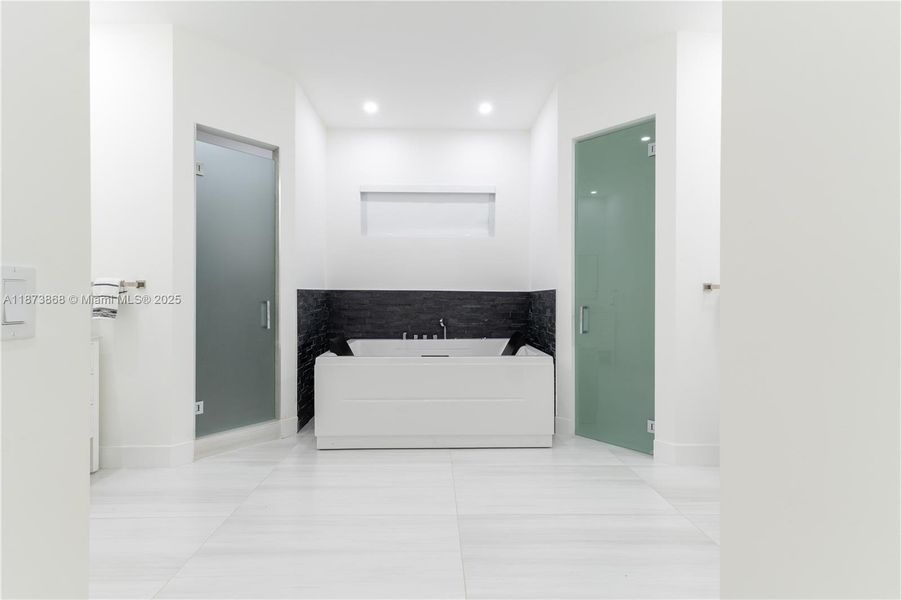 Image 39 of a home in .