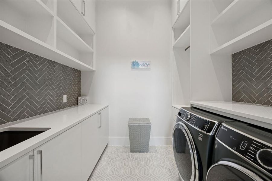 Furnished interior view inside a new home in Avadene at Las Colinas, Irving (Image 31).