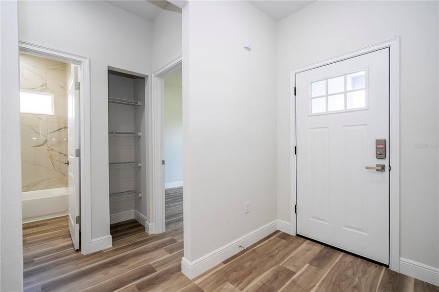 Spacious, unfurnished interior of a new home in , Ocala (Image 52).