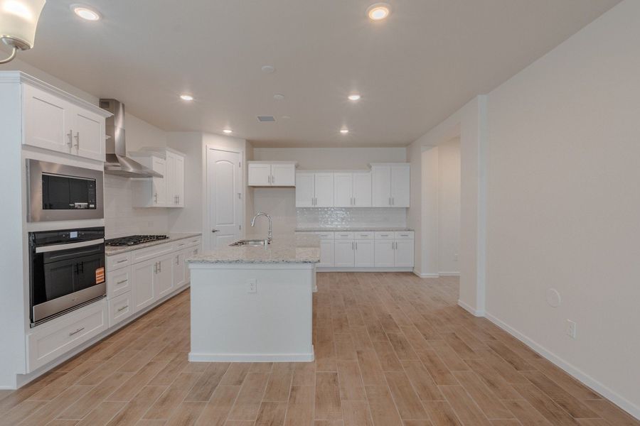 Furnished interior view inside a new home in Paseo Del Este, El Paso (Image 4).