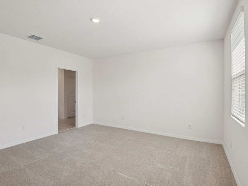 Spacious, unfurnished interior of a new home in Benton Hills - Classic Series, Brooksville (Image 15).